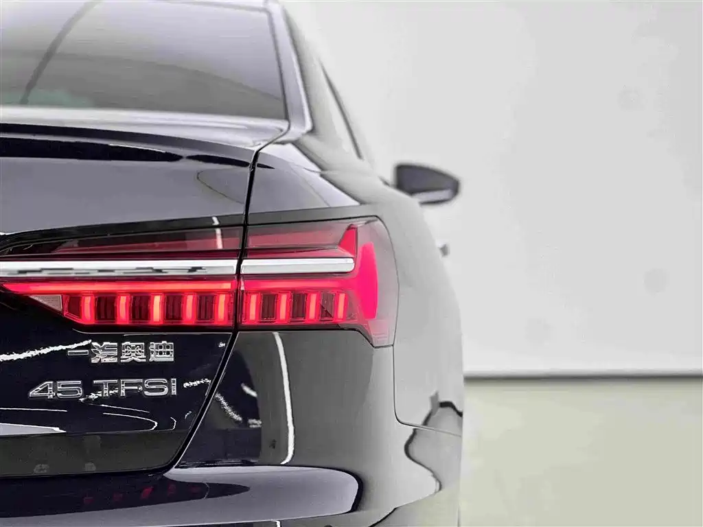 Audi A6L 2020 — фото 16