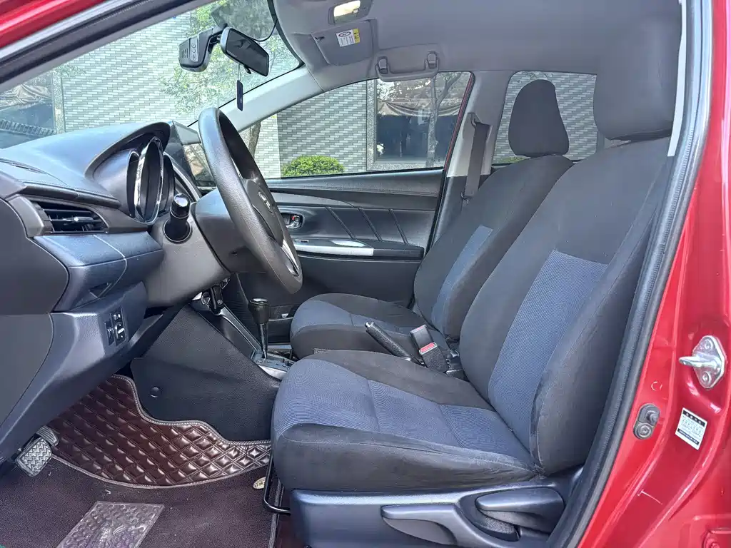 Toyota Yaris L 2016