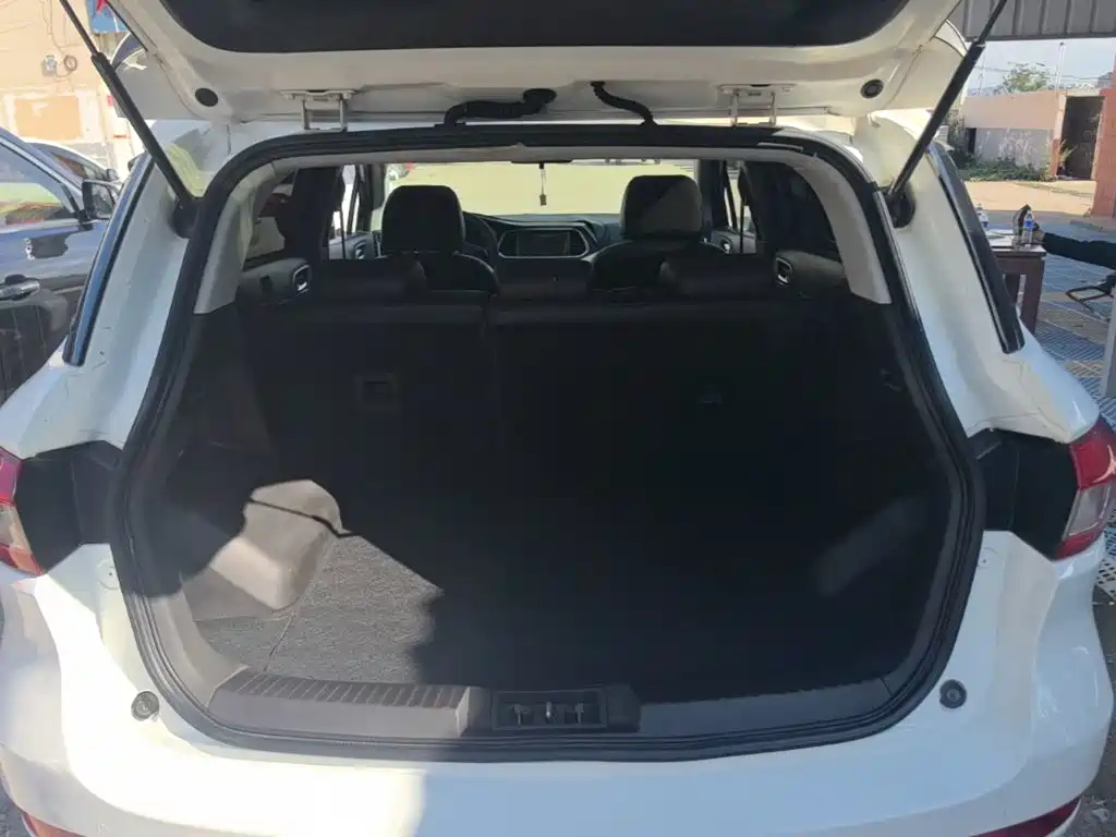 GAC Trumpchi GS4 2015 — фото 19