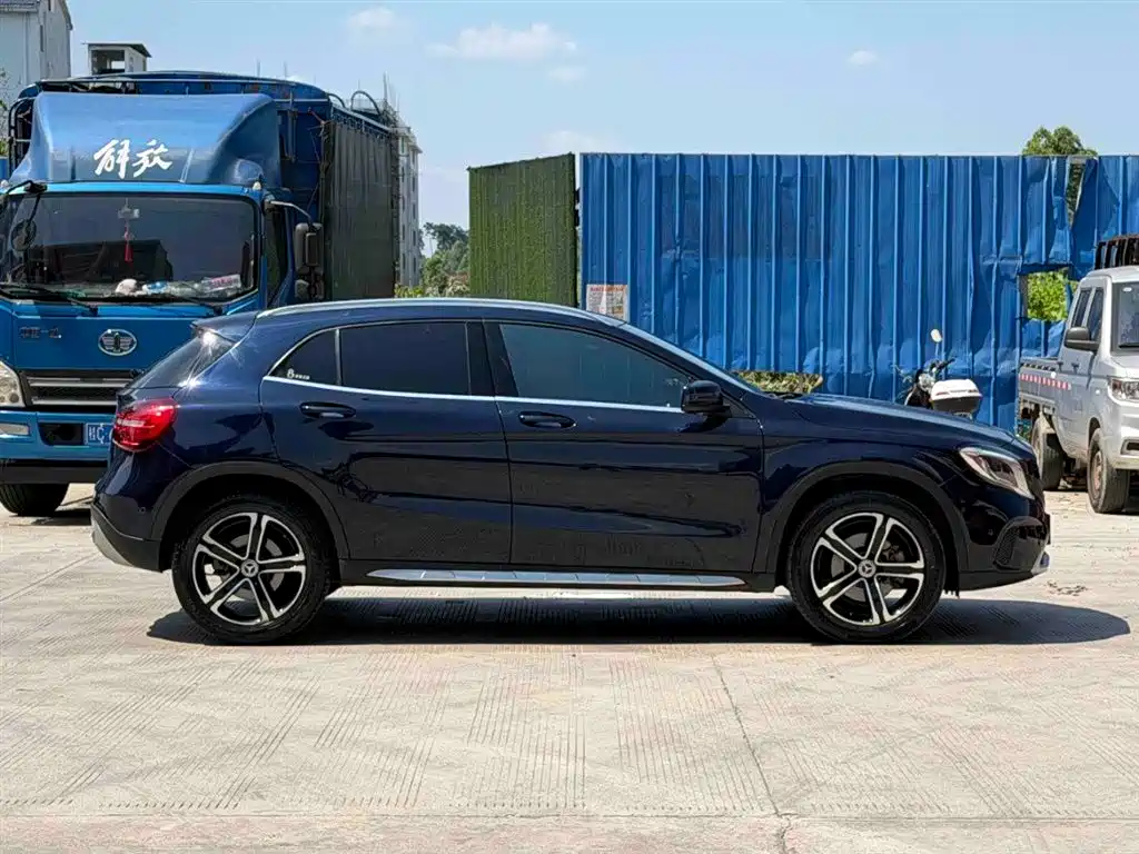 Mercedes-Benz GLA 2018 — фото 5
