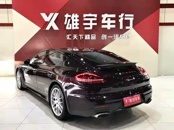 Porsche Panamera 2016