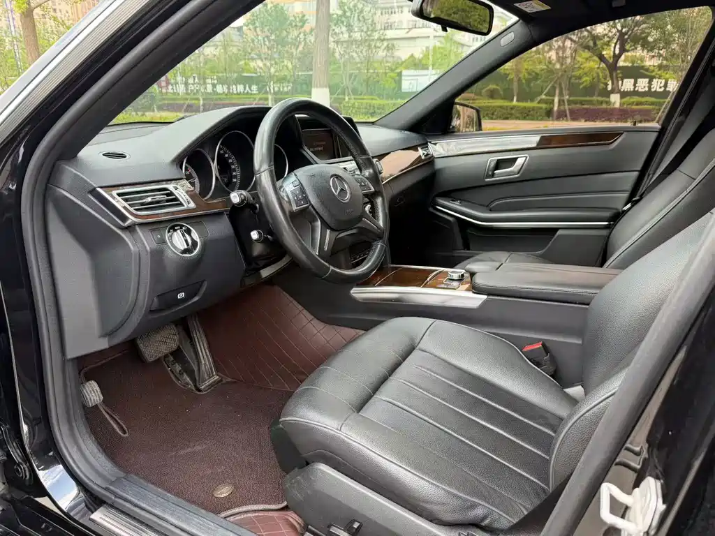 Mercedes-Benz E-Class 2015