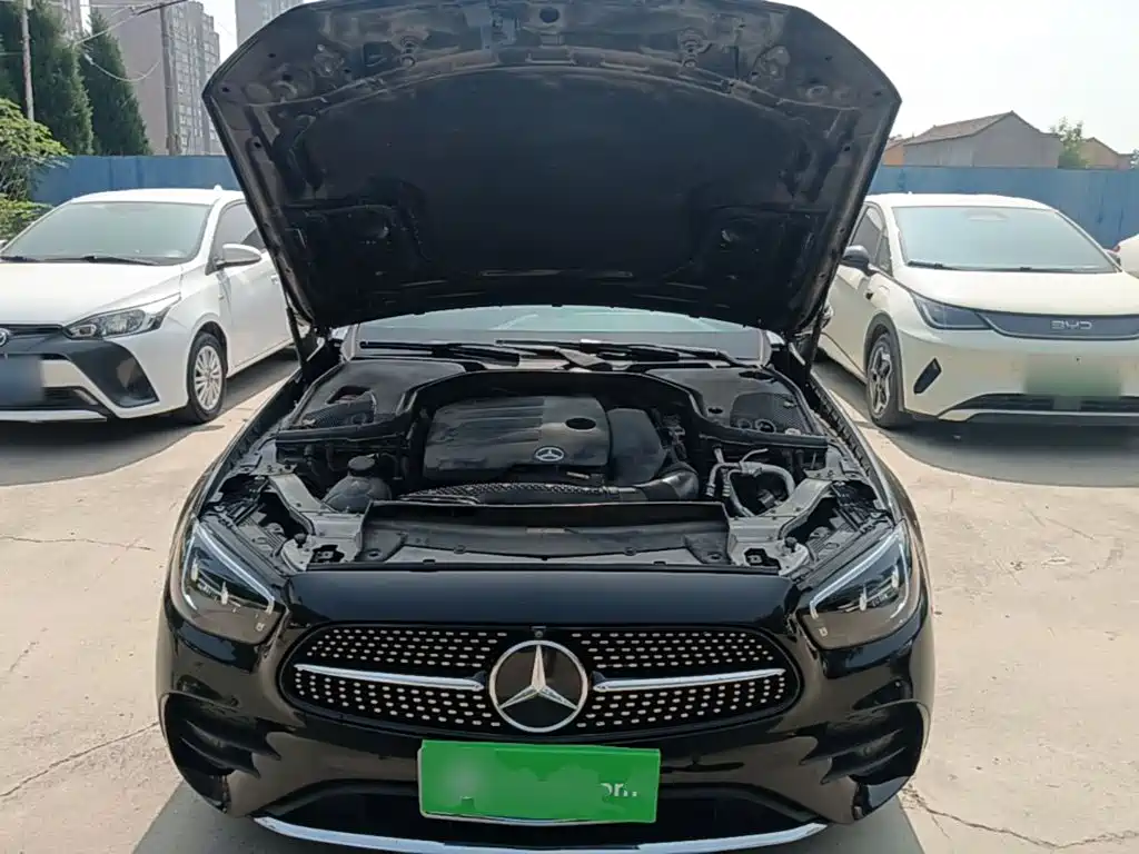 Mercedes-Benz E-Class 2022 — фото 20