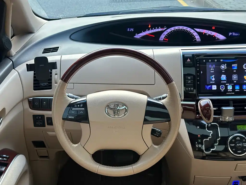 Toyota Previa 2017 — фото 17