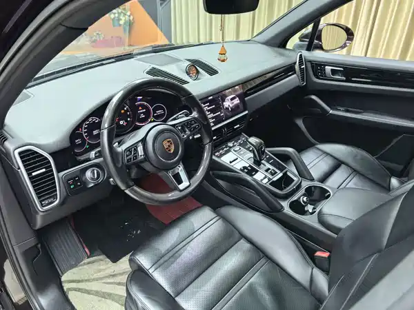 Porsche Cayenne 2019