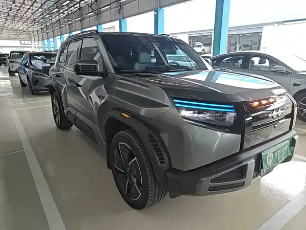 Fangchengbao Titanium 3 2025
