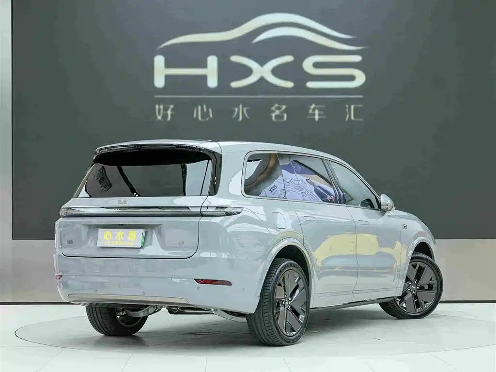 Li Auto Li L9 2025