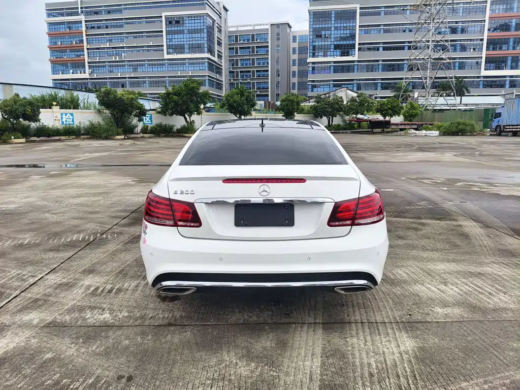 Mercedes-Benz E-Class 2016