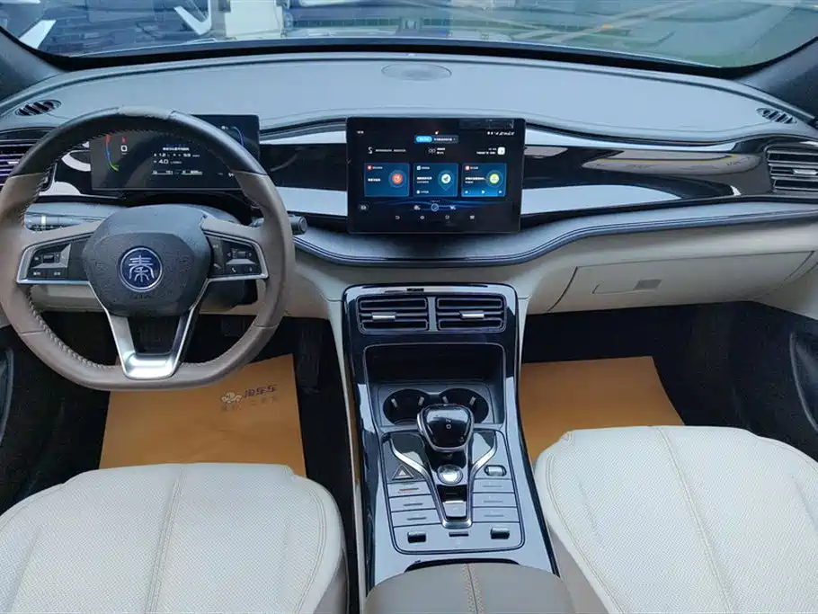 BYD Qin PLUS 2023 — фото 12