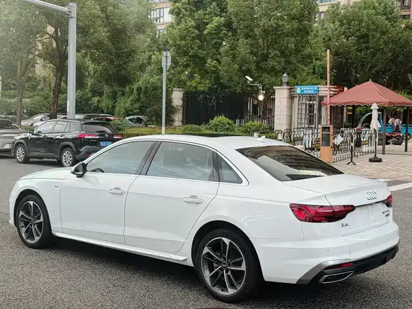 Audi A4L 2022