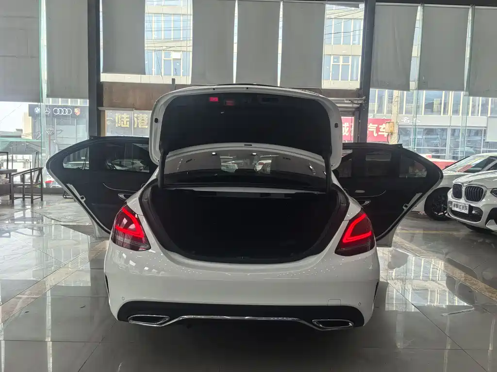Mercedes-Benz C-Class 2021 — фото 19