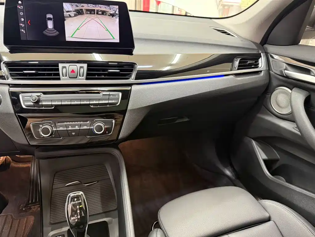 BMW X1 2022 — фото 12
