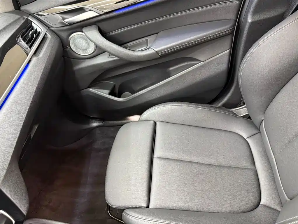 BMW X1 2022 — фото 13
