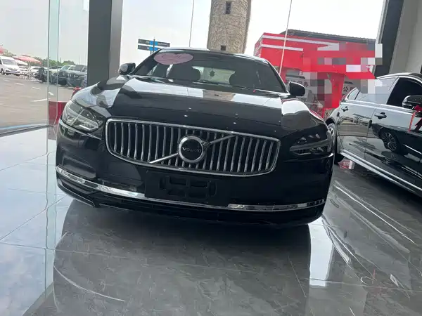 Volvo S90 2024