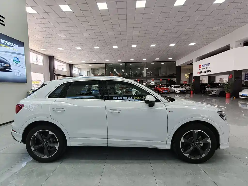 Audi Q3 2024