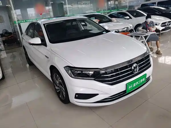Volkswagen Sagitar 2022