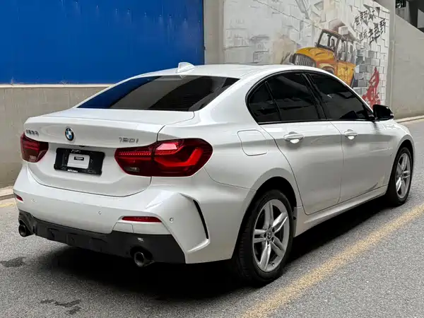 BMW 1 Series 2023