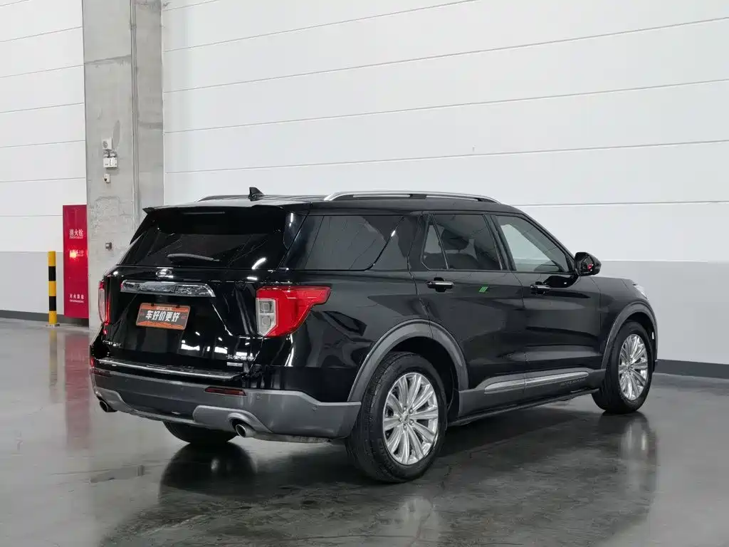 Ford Explorer 2021 — фото 2