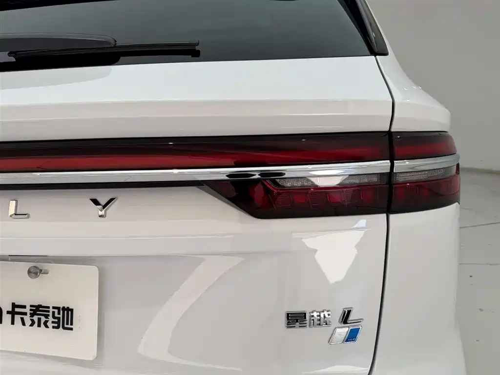 Geely Xingyue L 2025 — фото 10