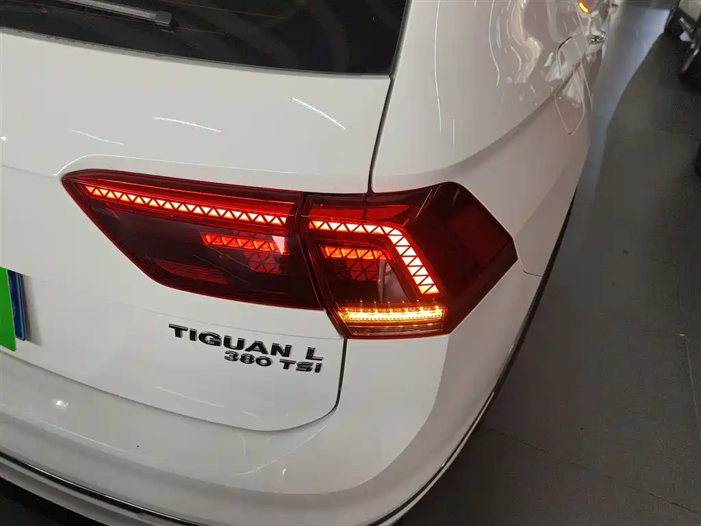 Volkswagen Tiguan L 2020 — фото 24