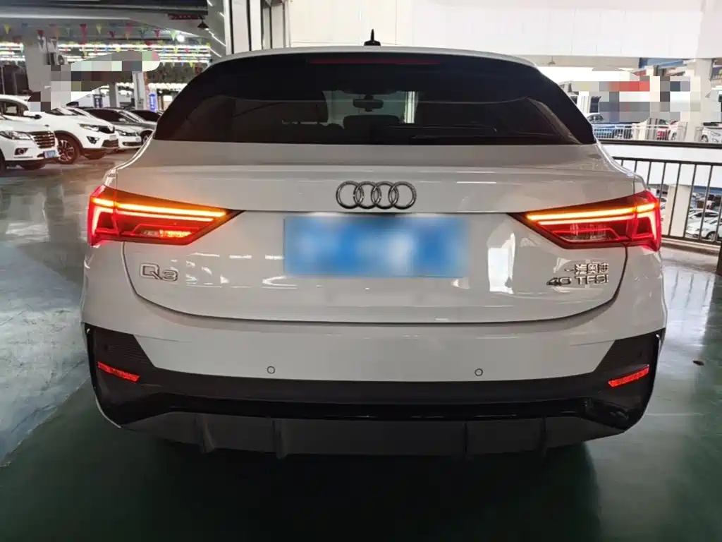 Audi Q3 Sportback 2022 — фото 6