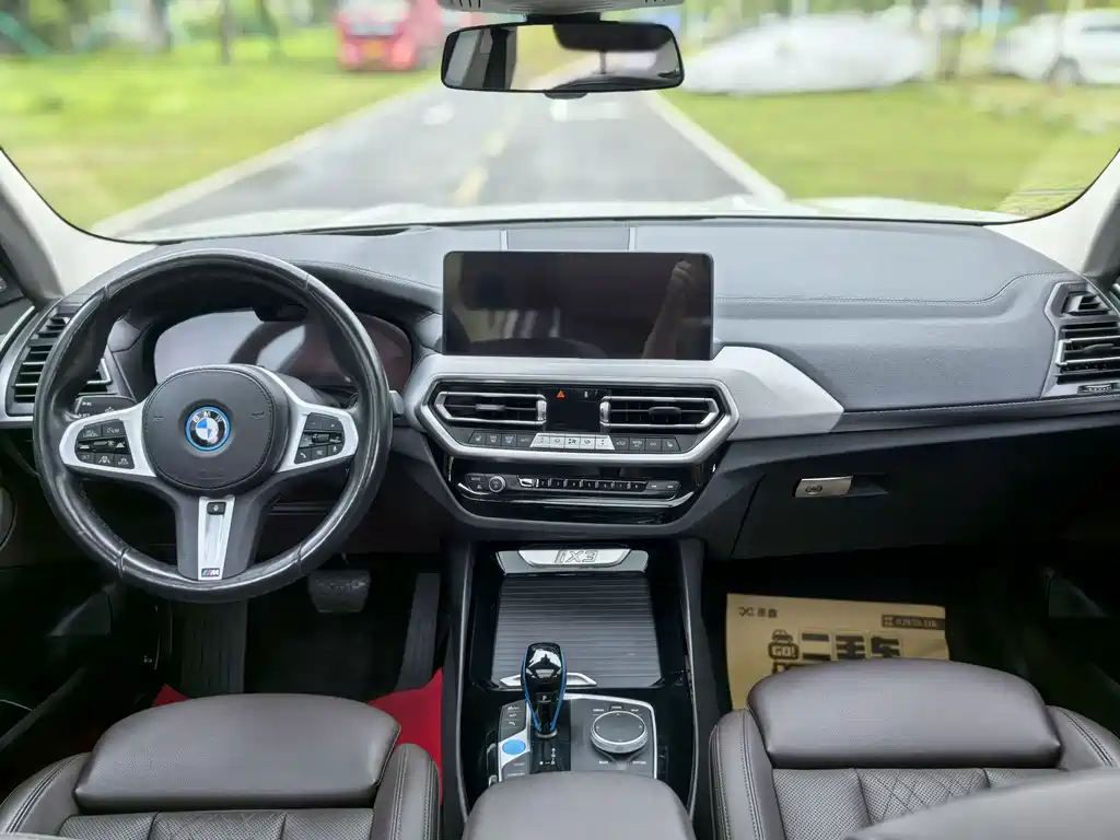 BMW iX3 2022 — фото 12