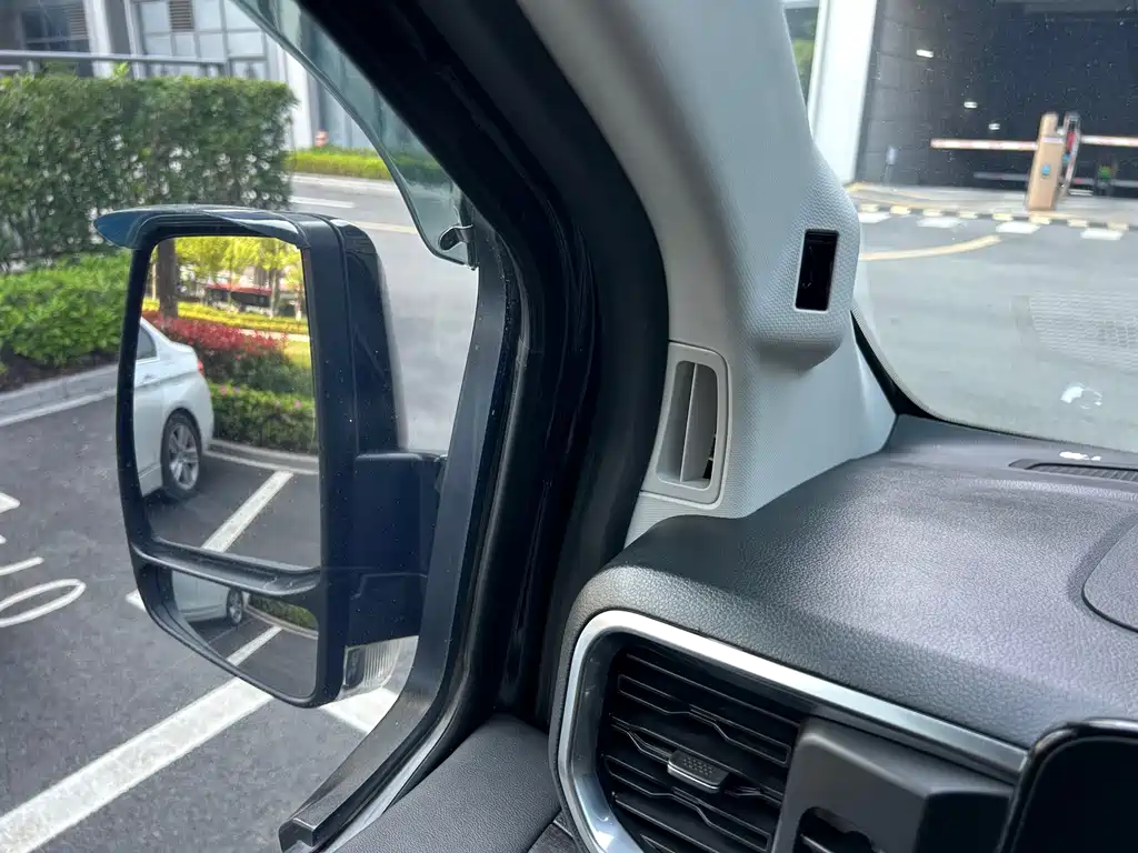 Ford Tourneo 2024 — фото 18