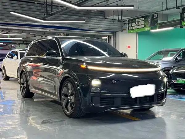 Li Auto L9 2025