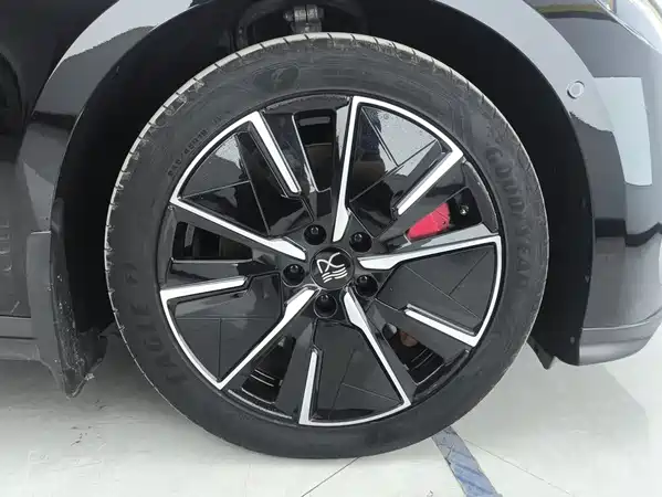 BYD Han L 2025