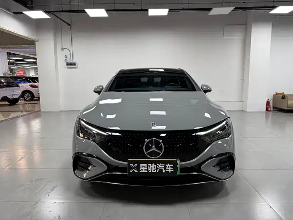 Mercedes-Benz EQE 2024