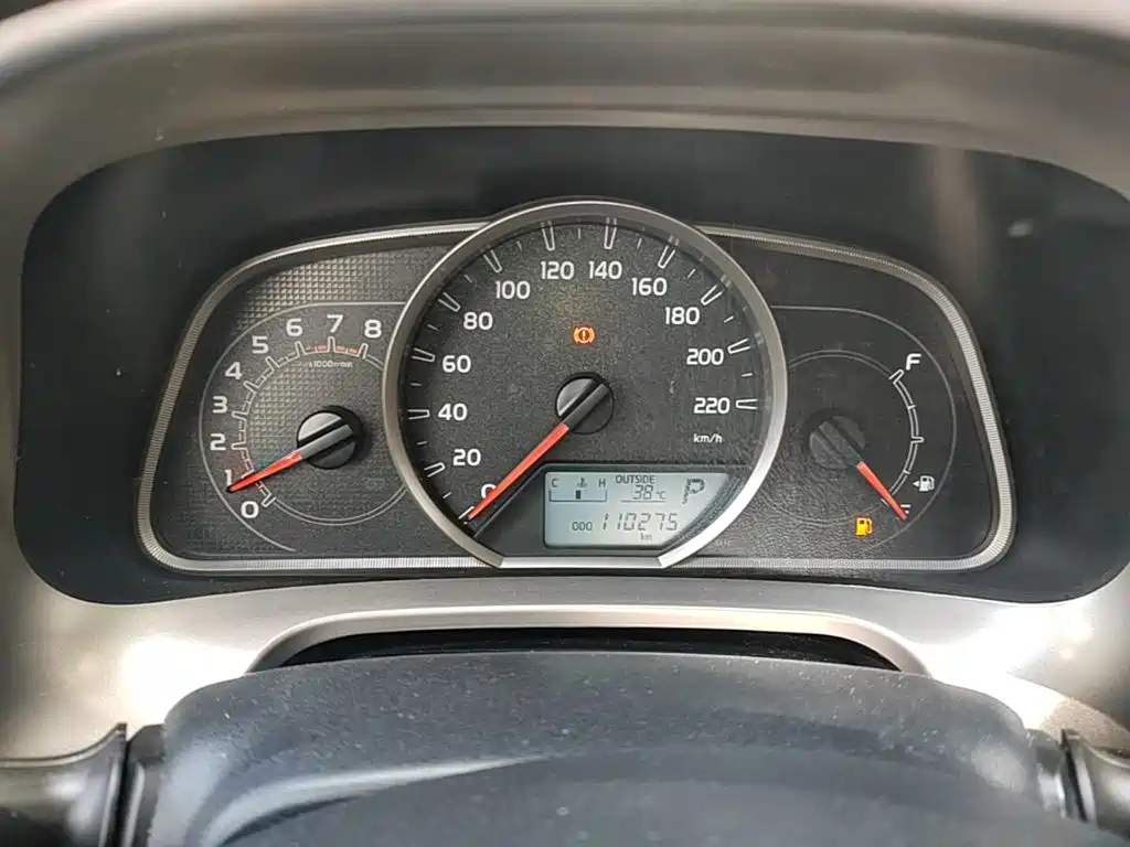 Toyota RAV4 2015 — фото 12
