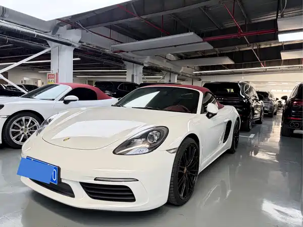 Porsche 718 2017