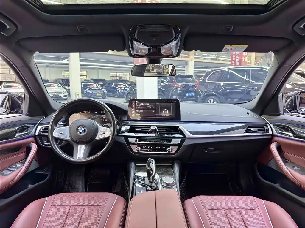 BMW 5 Series 2024 — фото 12