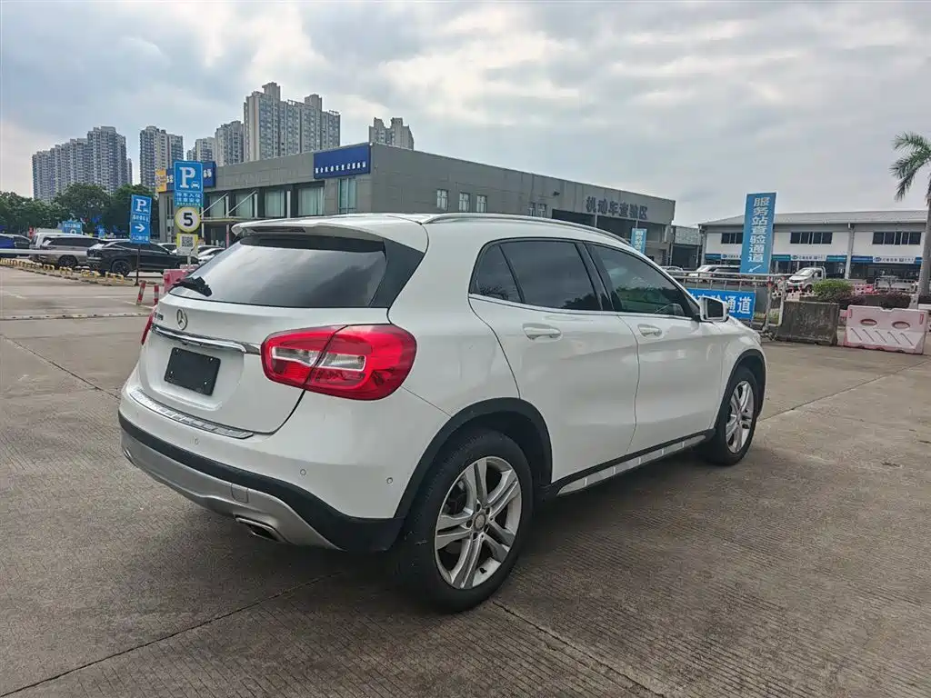Mercedes-Benz GLA 2016 — фото 7