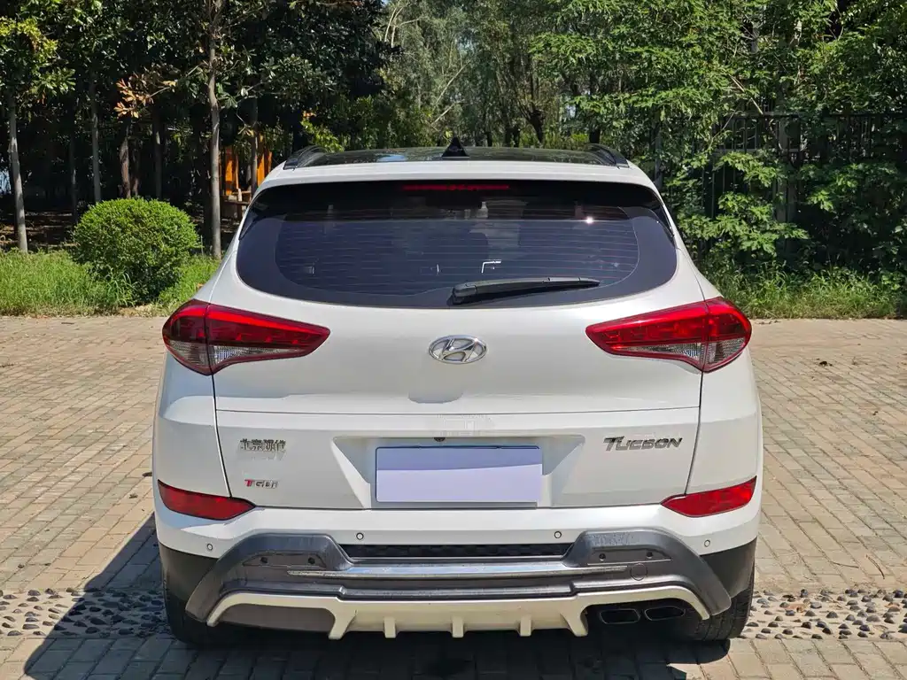 Hyundai Tucson 2016 — фото 9