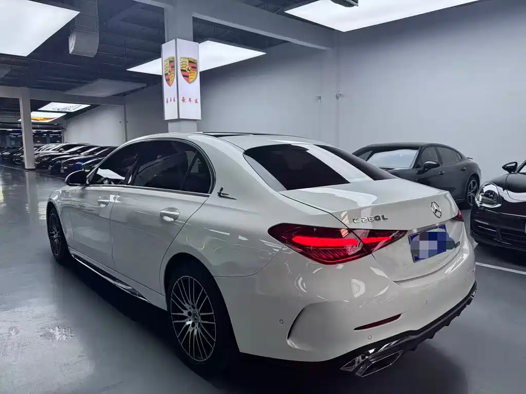 Mercedes-Benz C-Class 2026 — фото 15