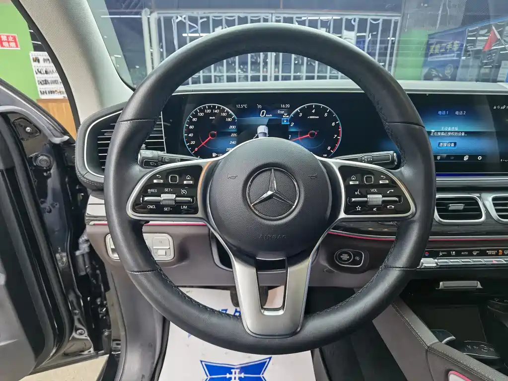 Mercedes-Benz GLE 2023 — фото 10