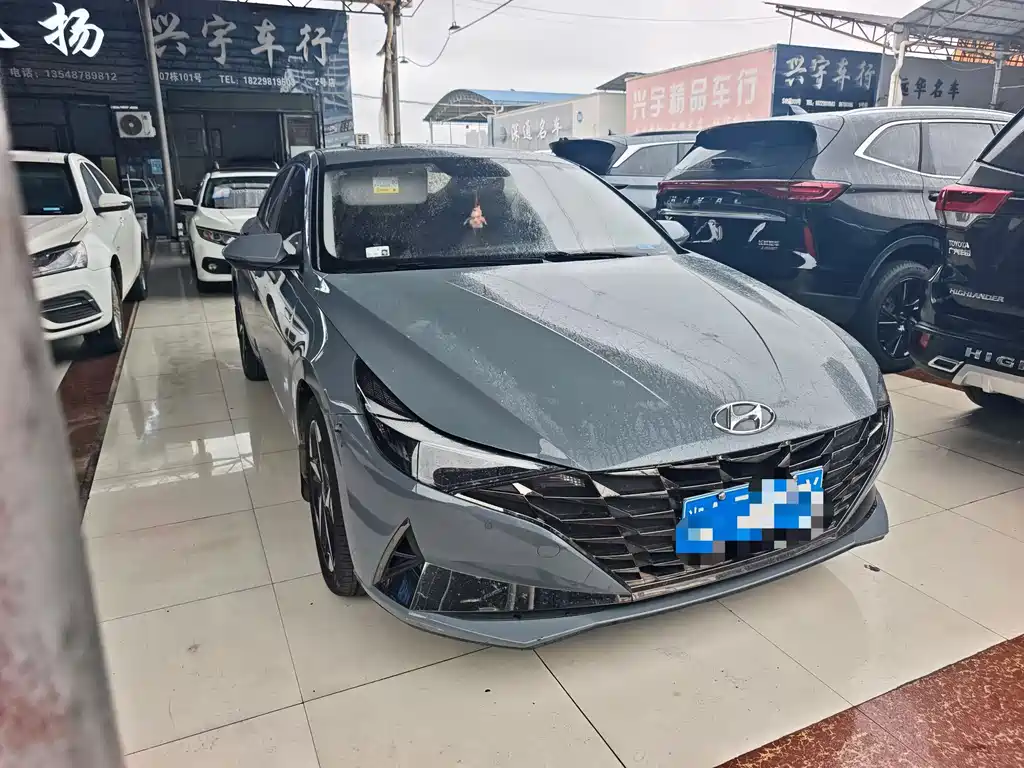 Hyundai Elantra 2021