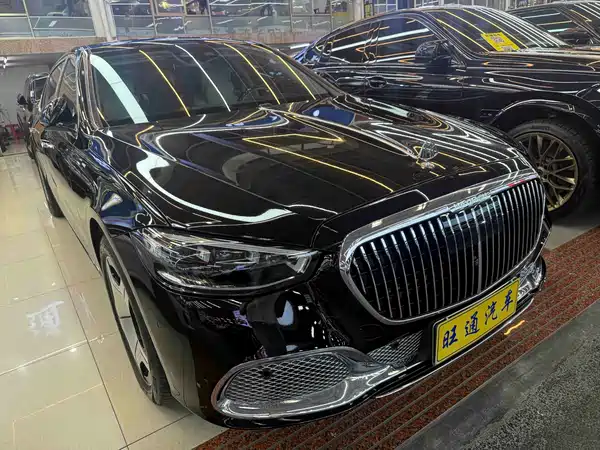 Mercedes-Benz Maybach S-Class 2025