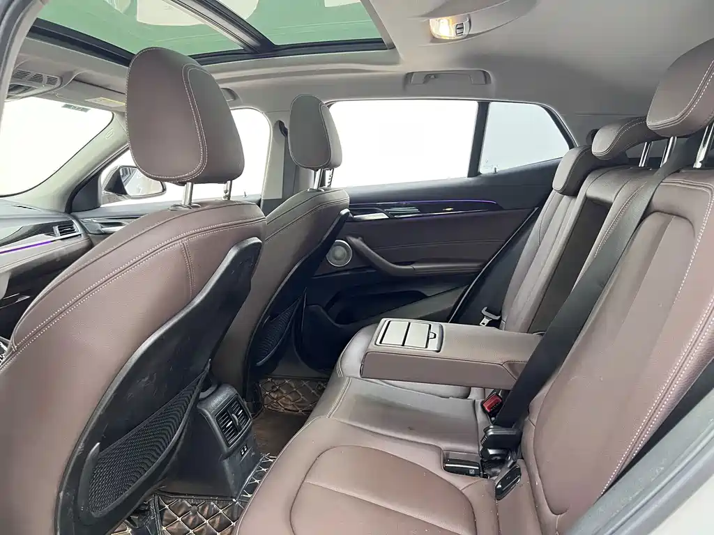 BMW X2 2023 — фото 18