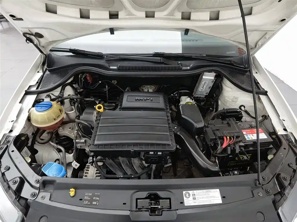 Volkswagen Polo 2016