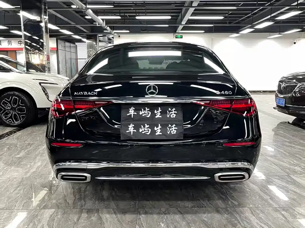 Mercedes-Benz Maybach S-Class 2025
