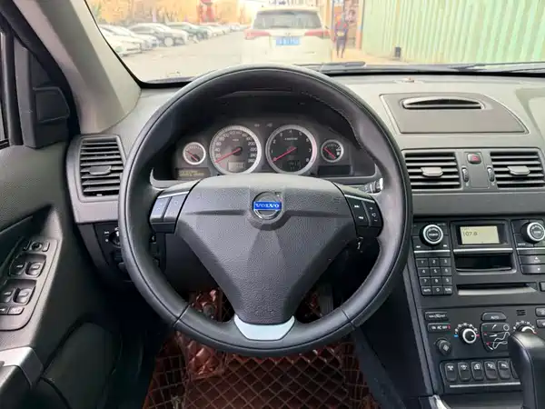 Volvo XC90 2015