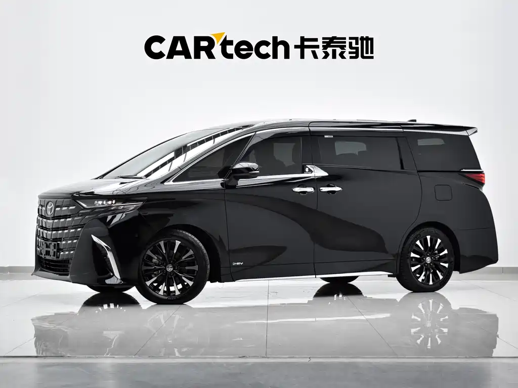 Toyota Alphard 2024 — фото 1