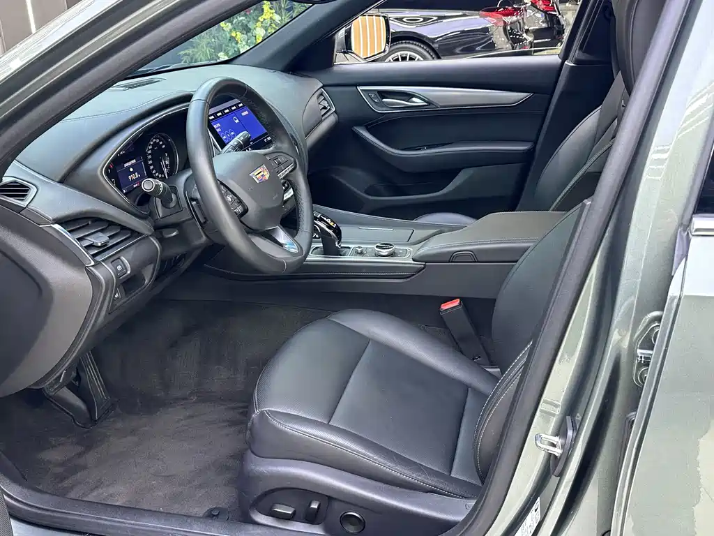 Cadillac CT5 2023 — фото 14