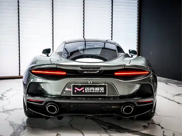 McLaren GT 2021