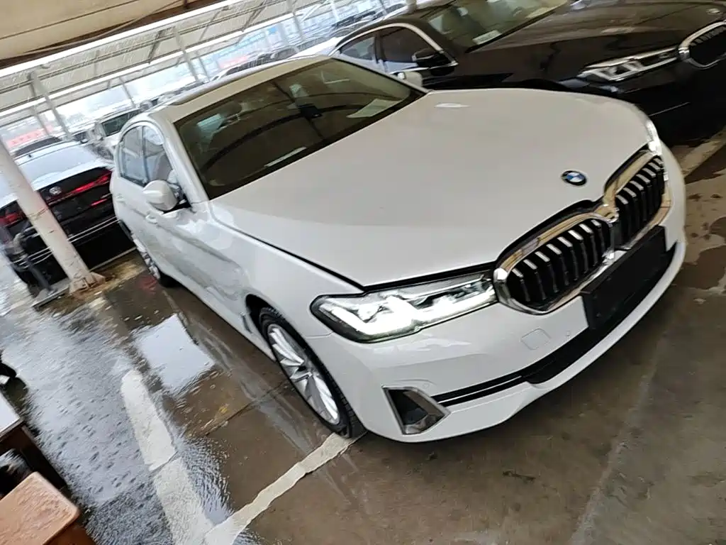BMW 5 Series 2022
