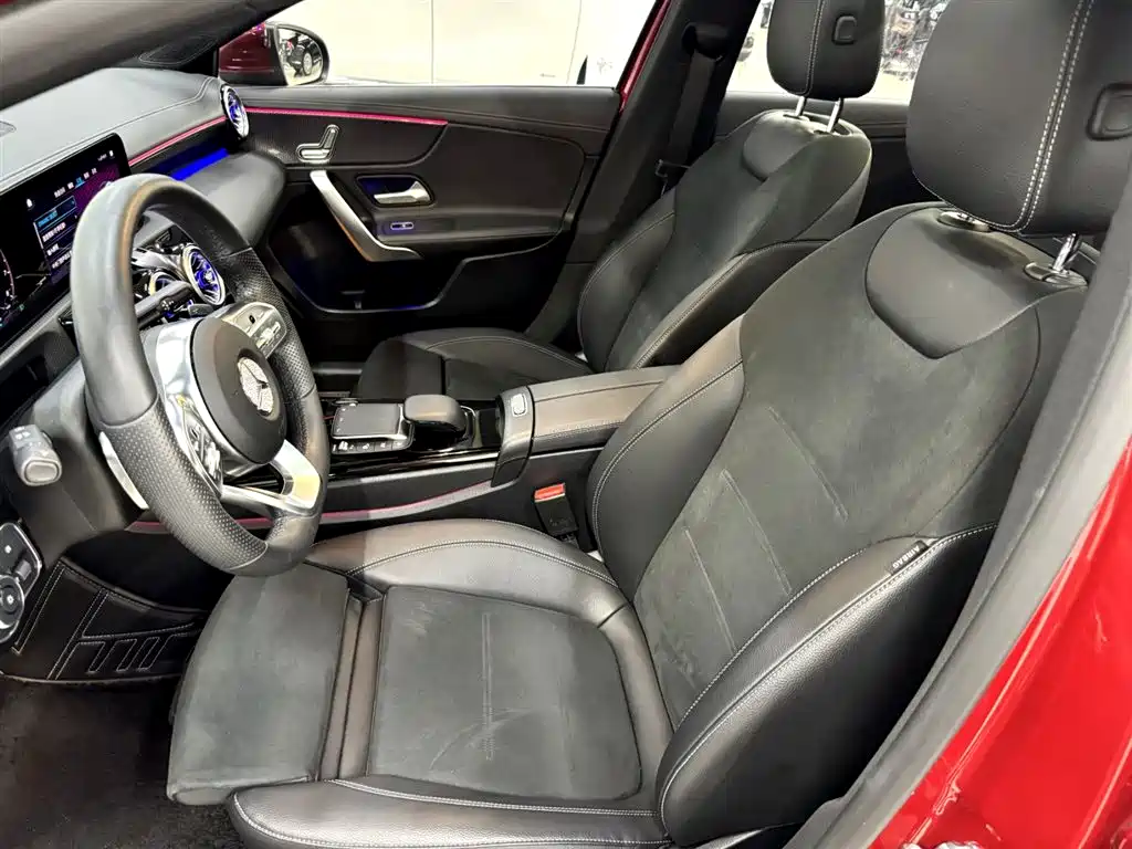 Mercedes-Benz A-Class 2021 — фото 19