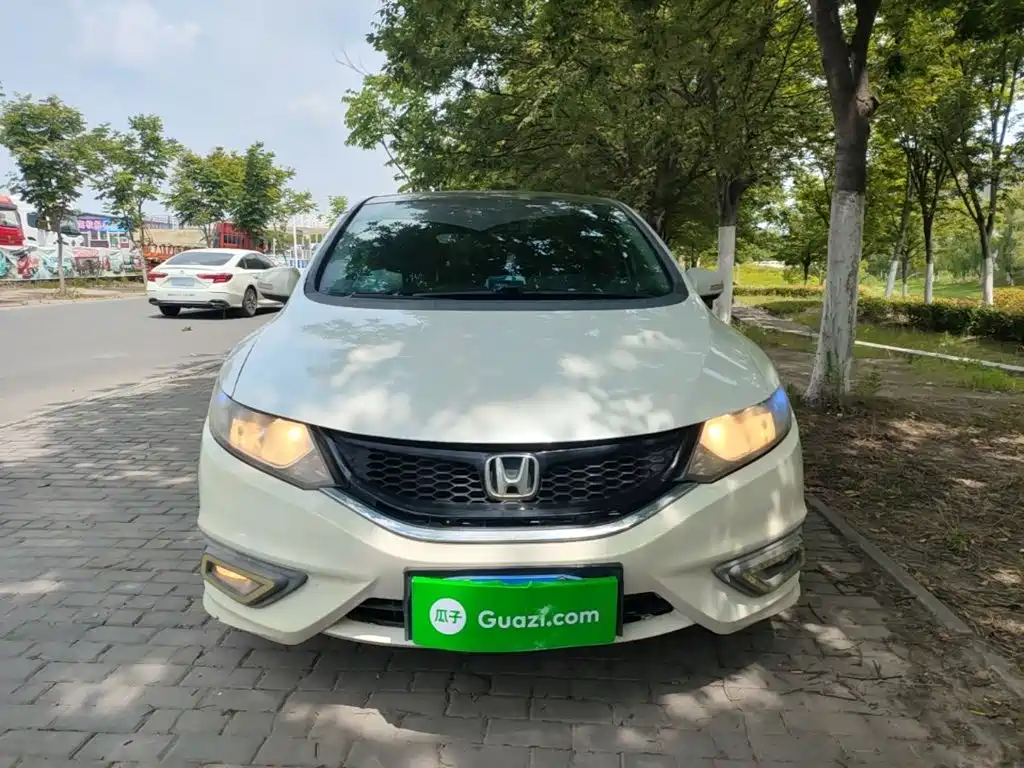 Honda Jade 2016 — фото 3