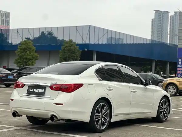 Infiniti Q50 2014